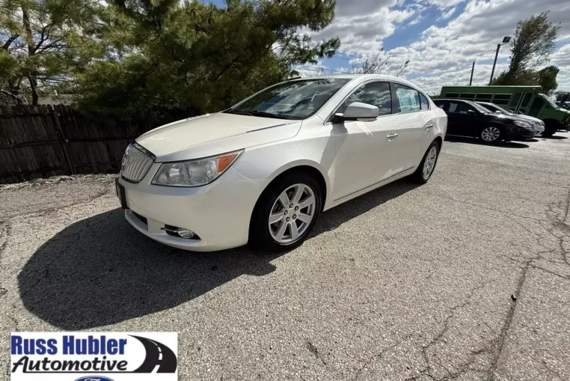 2011 Buick LaCrosse CXL photo 1