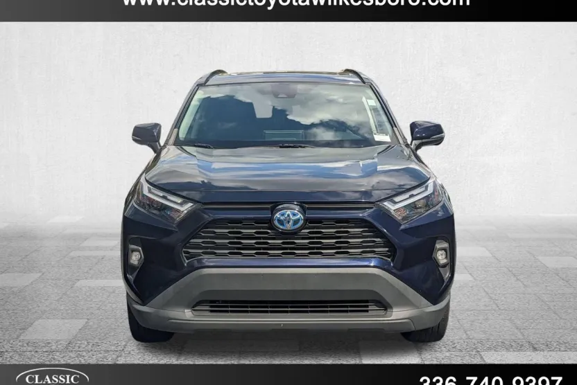 2022 Toyota RAV4 Hybrid XLE Premium photo 1