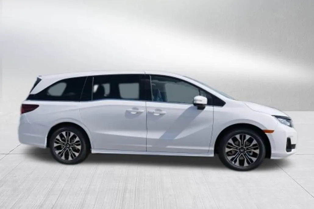 2026 Honda Odyssey Elite photo 1