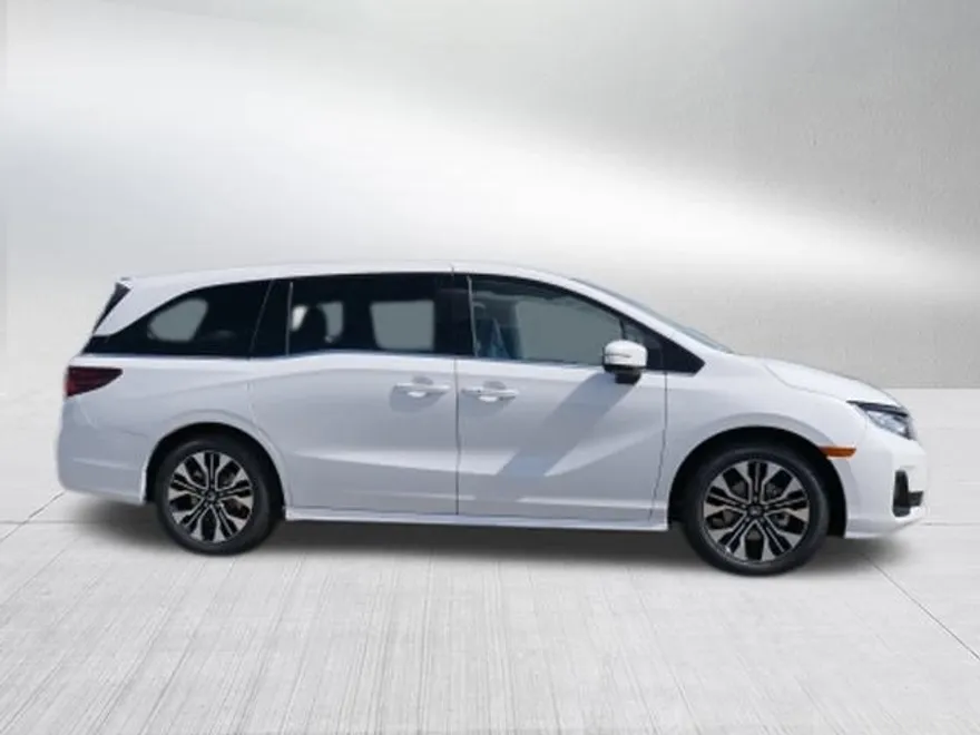 2026 Honda Odyssey Elite photo 1