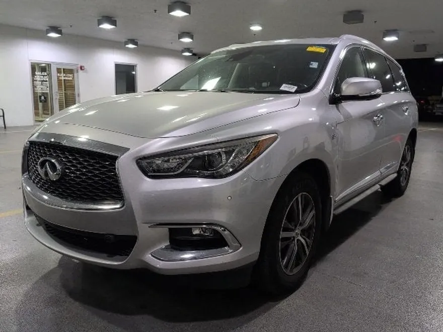 2019 Infiniti QX60 Luxe photo 1