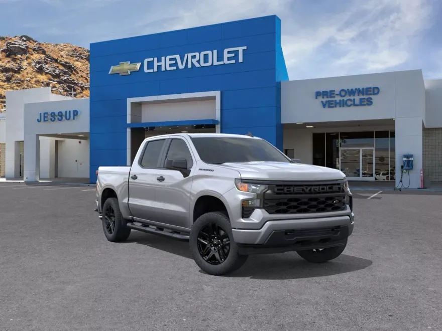2026 Chevrolet Silverado 1500 Custom photo 1