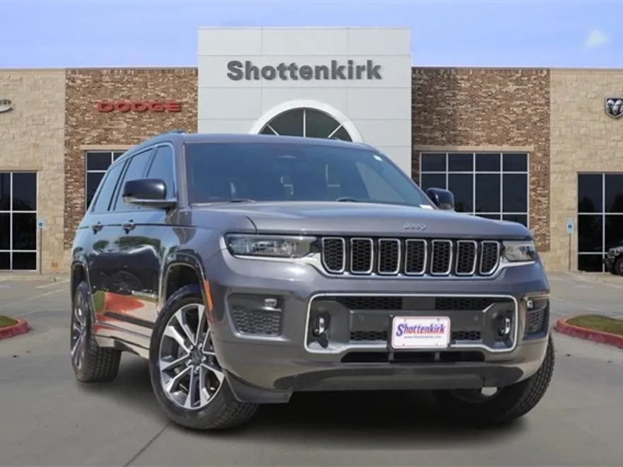 2021 Jeep Grand Cherokee Overland photo 1