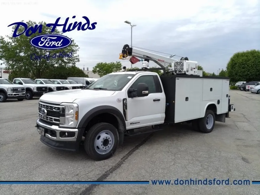2024 Ford F-550 XL photo 1