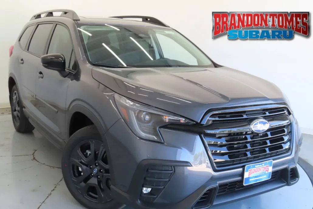 2025 Subaru Ascent Onyx Edition Touring photo 1
