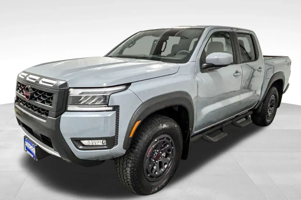 2025 Nissan Frontier PRO-4X photo 1
