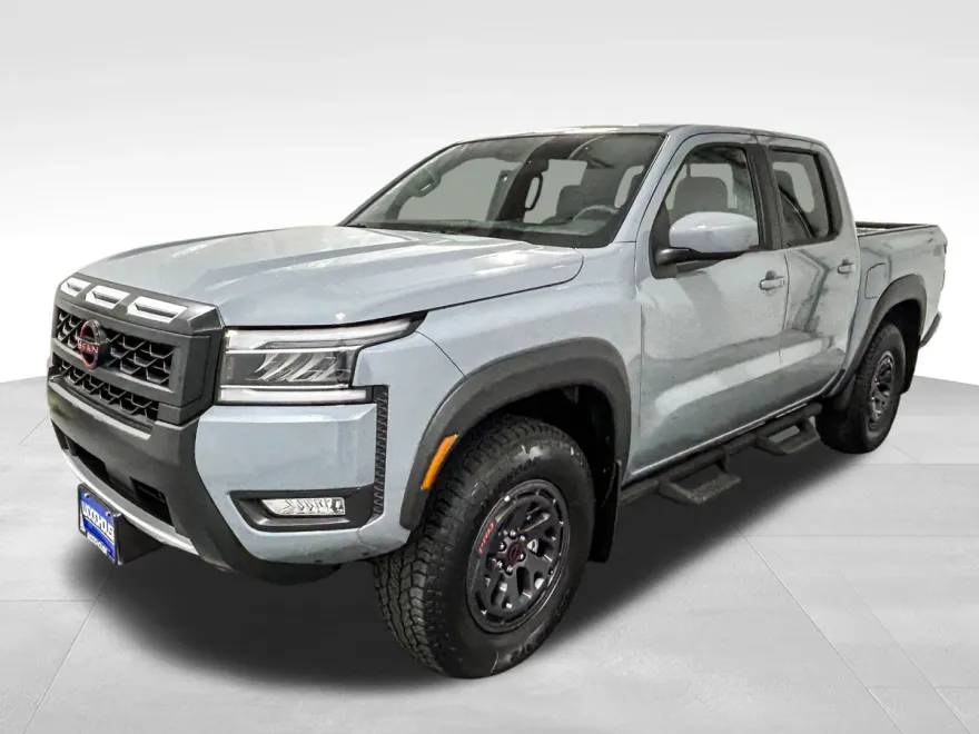 2025 Nissan Frontier PRO-4X photo 1