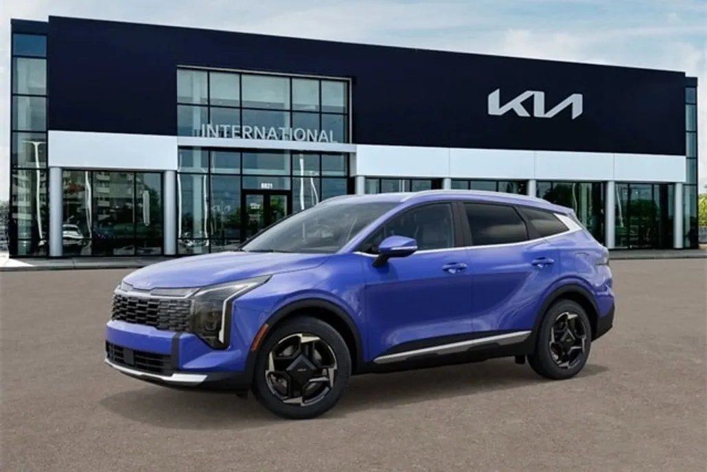 2026 Kia Sportage EX photo 1