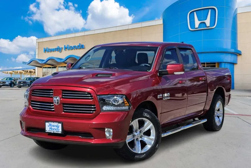 2015 Ram 1500 Sport photo 1