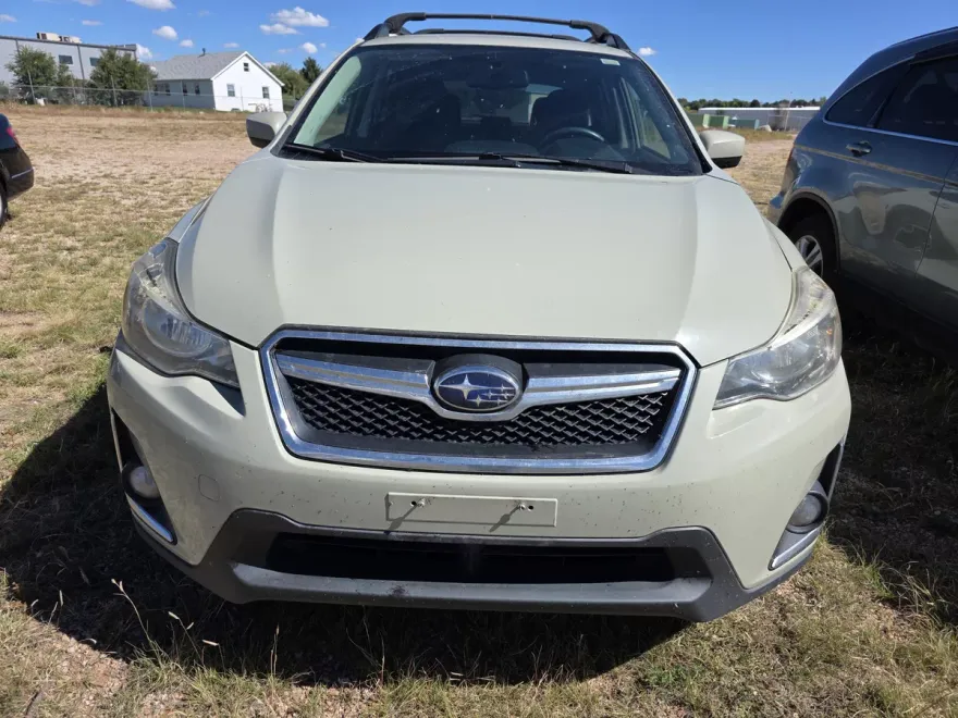 2016 Subaru Crosstrek 2.0i Premium photo 1