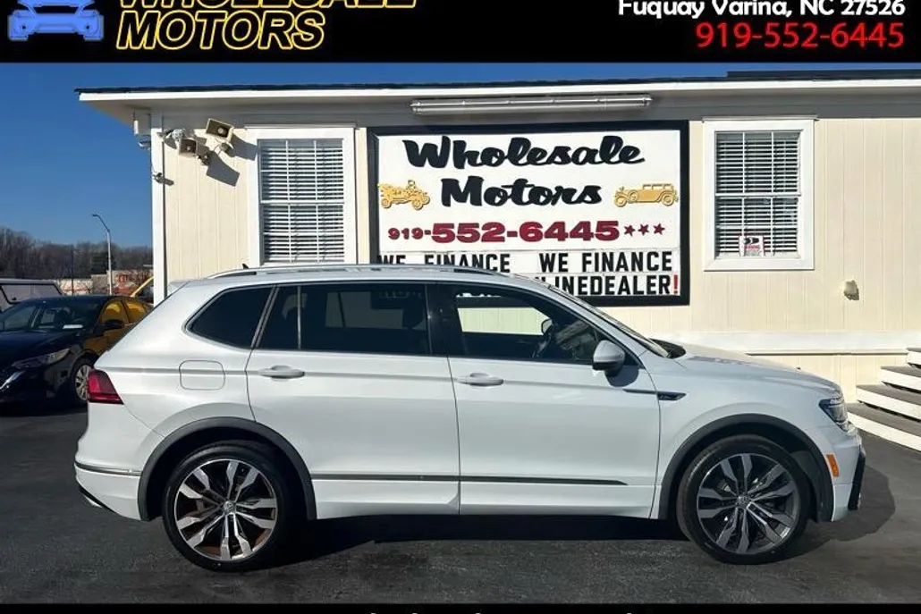 2019 Volkswagen Tiguan SEL Premium R-Line photo 1