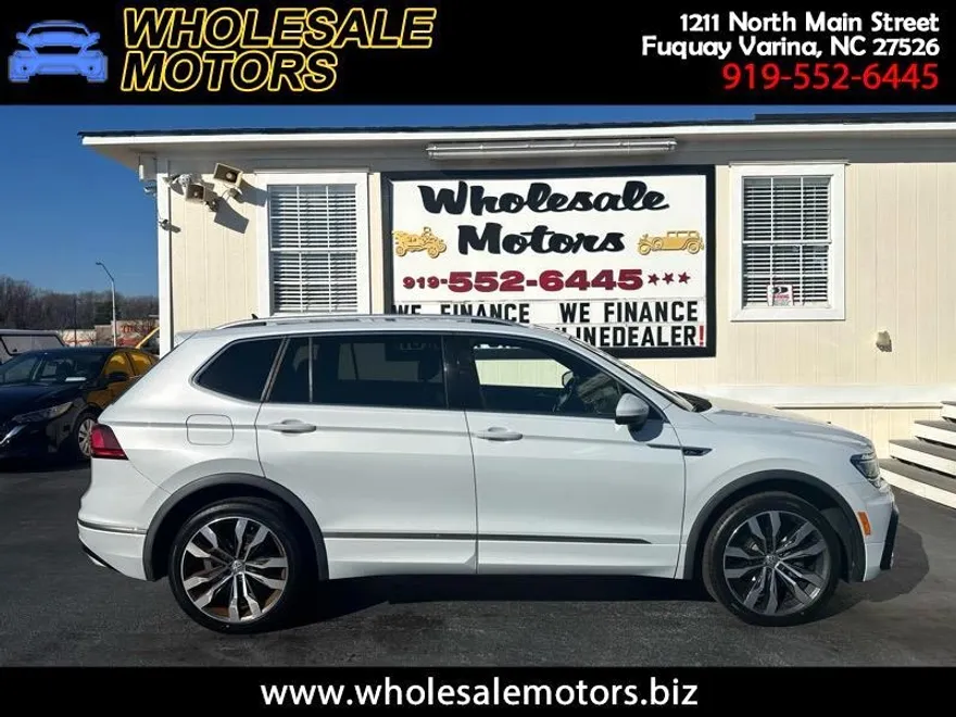 2019 Volkswagen Tiguan SEL Premium R-Line photo 1