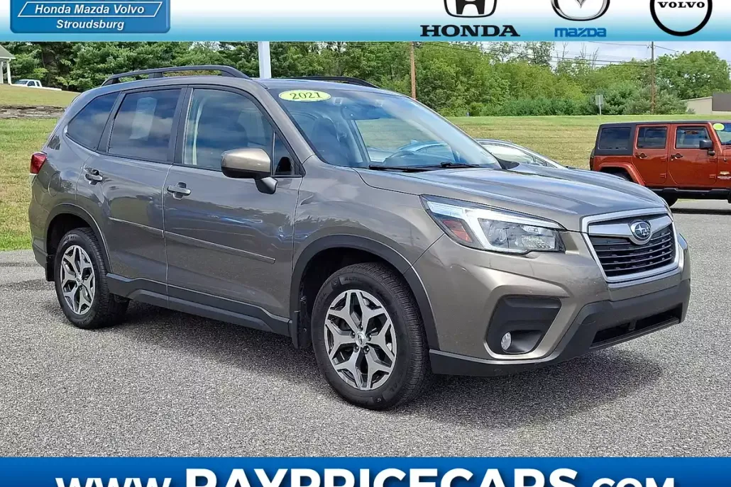 2021 Subaru Forester Premium photo 1