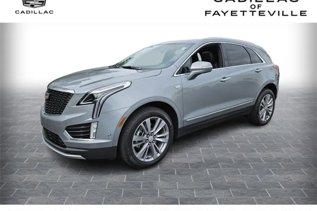 2024 Cadillac XT5 Platinum Premium Luxury photo 1