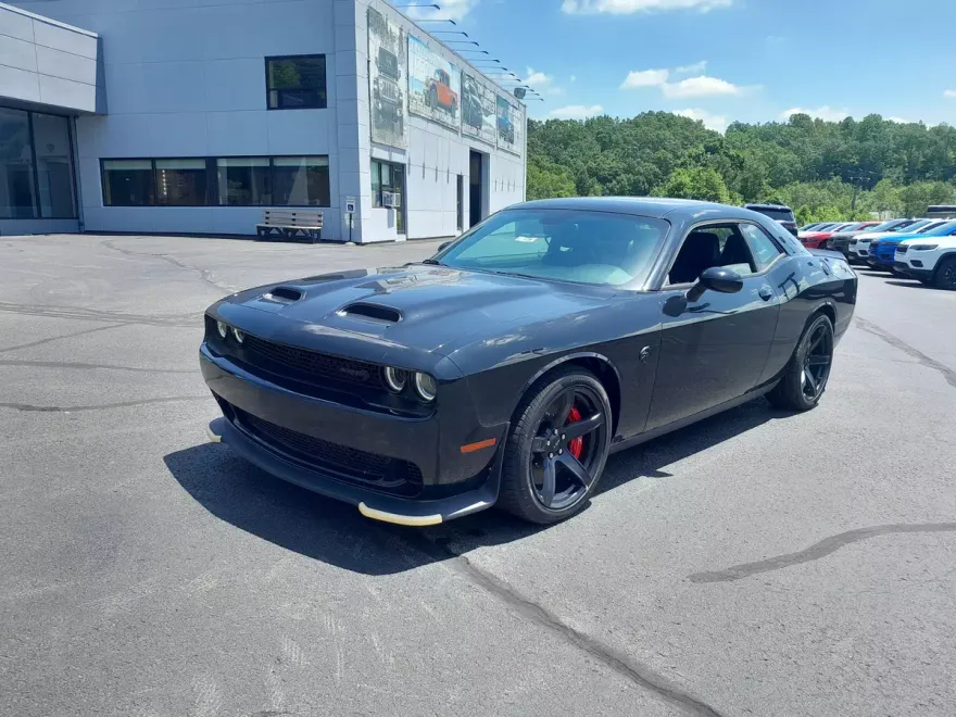 2022 Dodge Challenger SRT8 Hellcat photo 1
