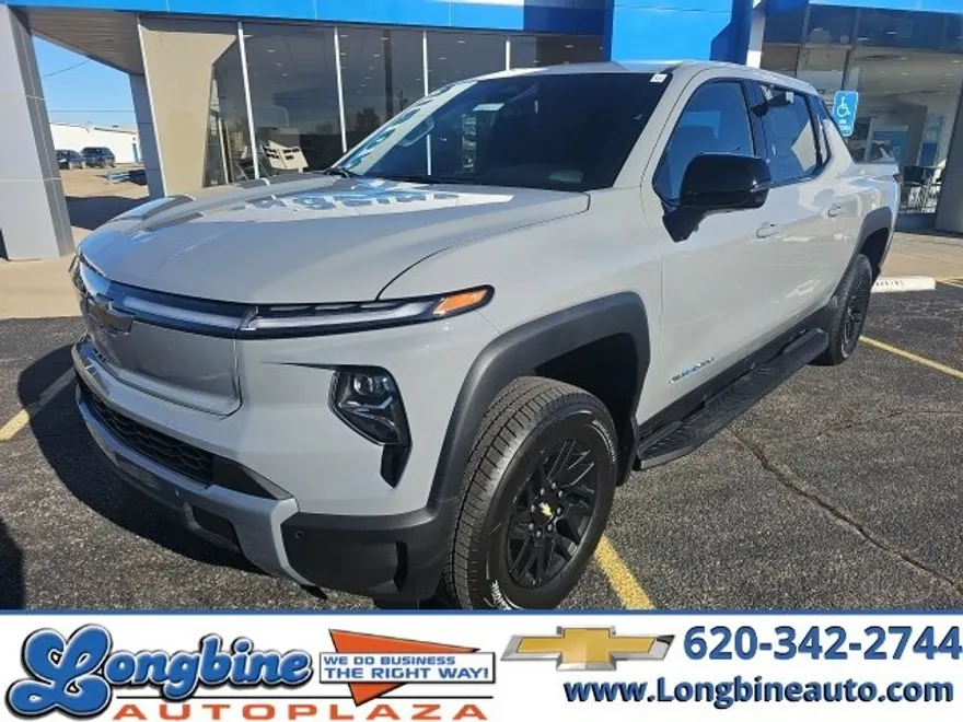 2025 Chevrolet Silverado EV LT photo 1