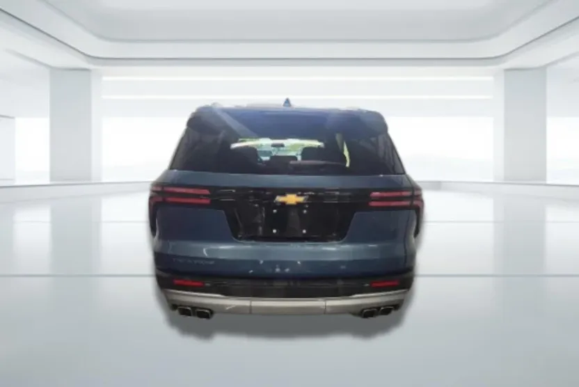 2025 Chevrolet Traverse photo 1