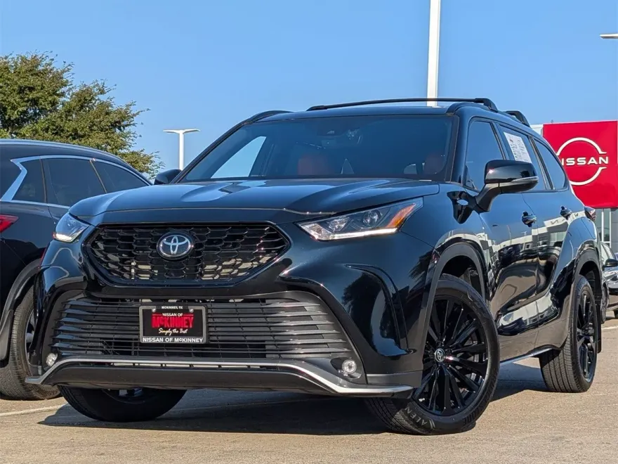 2024 Toyota Highlander XSE photo 1