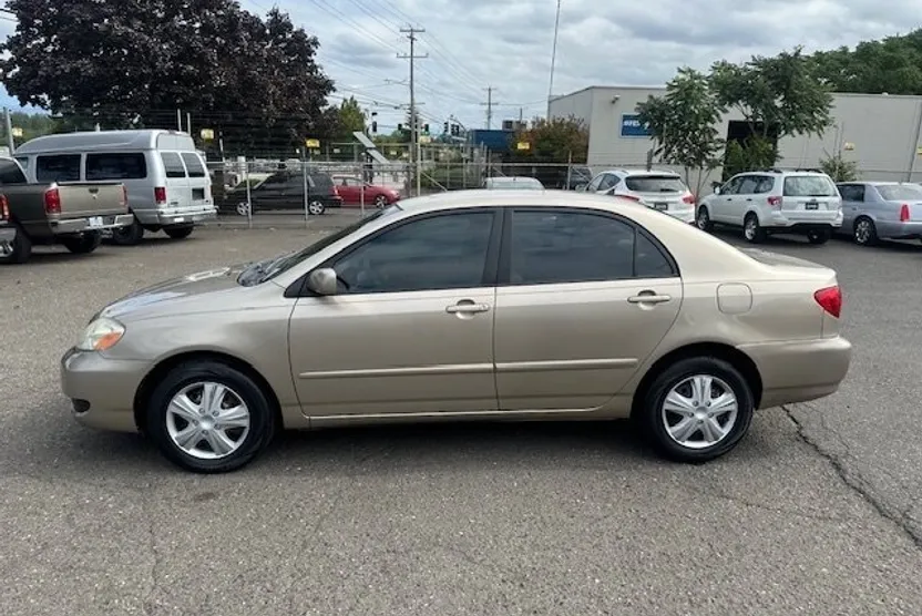 2008 Toyota Corolla CE photo 1