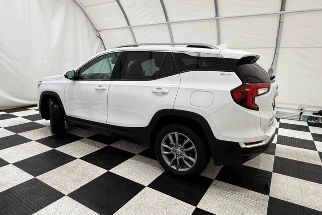 2022 Gmc Terrain SLT photo 1