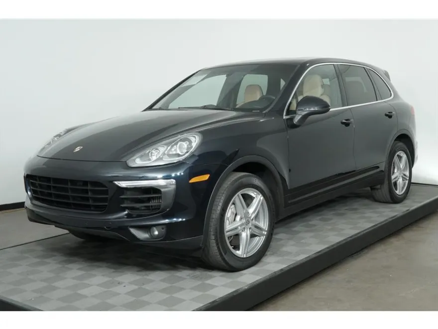 2018 Porsche Cayenne photo 1