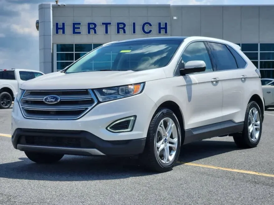 2016 Ford Edge Titanium Sport photo 1
