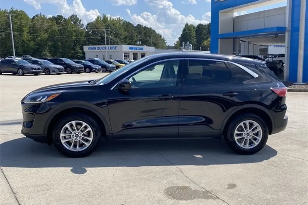 2020 Ford Escape SE photo 1