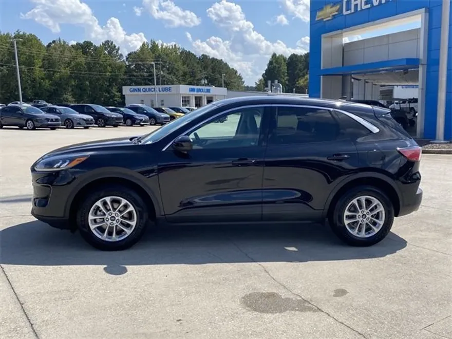 2020 Ford Escape SE photo 1