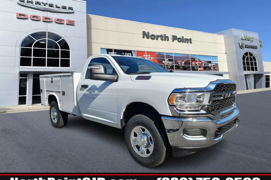 2024 Ram 3500 Tradesman photo 1