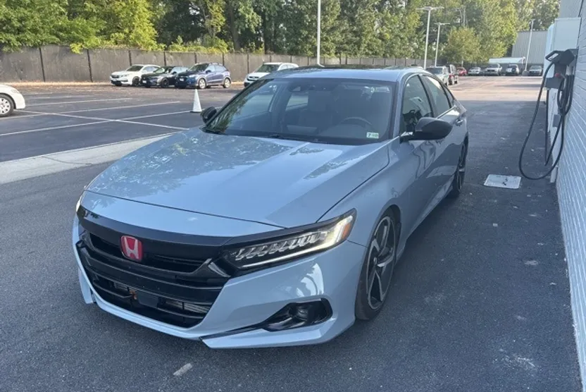 2021 Honda Accord Sport 2.0T photo 1