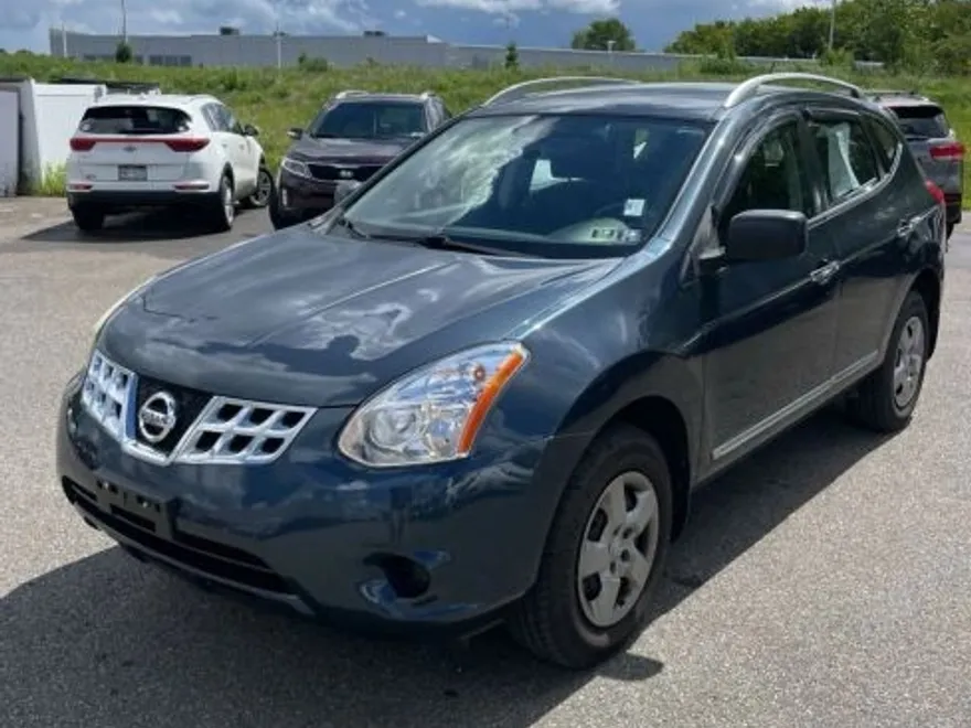 2015 Nissan Rogue Select photo 1