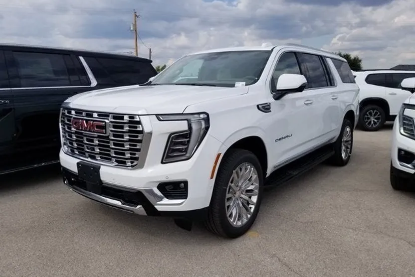 2026 Gmc Yukon XL Denali photo 1