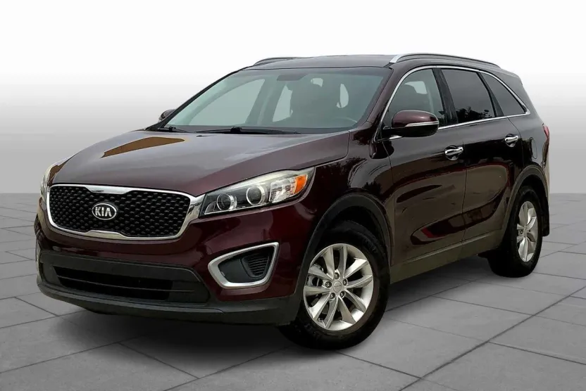 2017 Kia Sorento LX photo 1