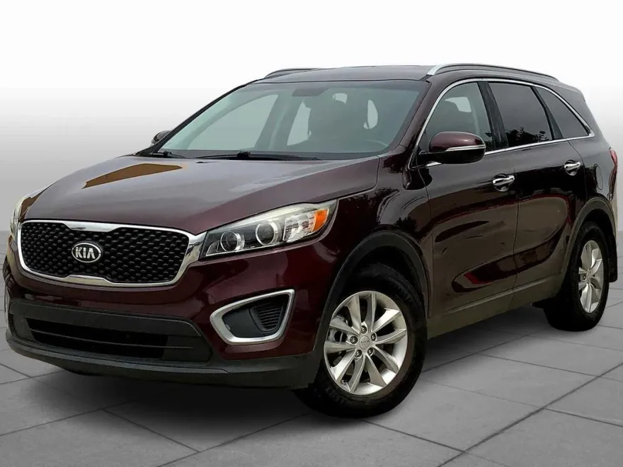 2017 Kia Sorento LX photo 1