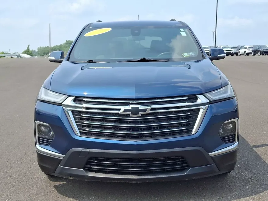 2023 Chevrolet Traverse Cloth photo 1