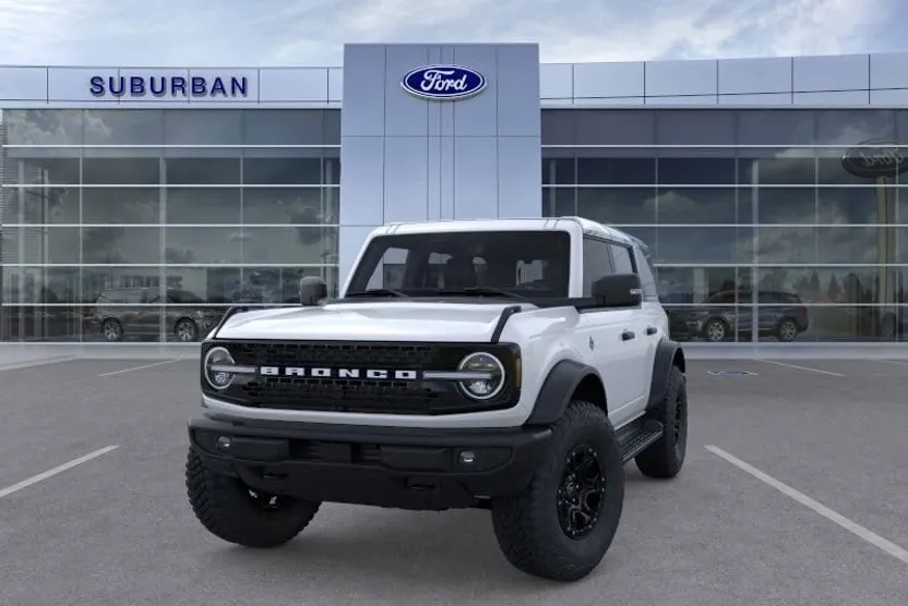 2025 Ford Bronco Outer Banks photo 1