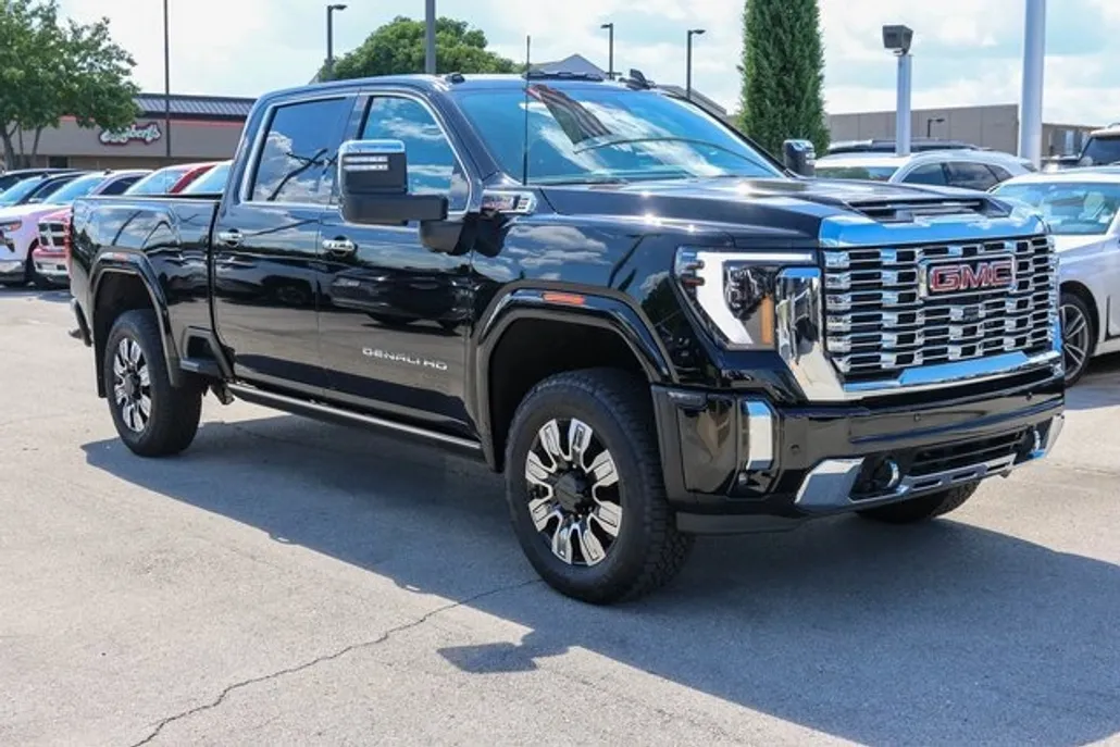 2026 Gmc Sierra 3500 HD Denali photo 1