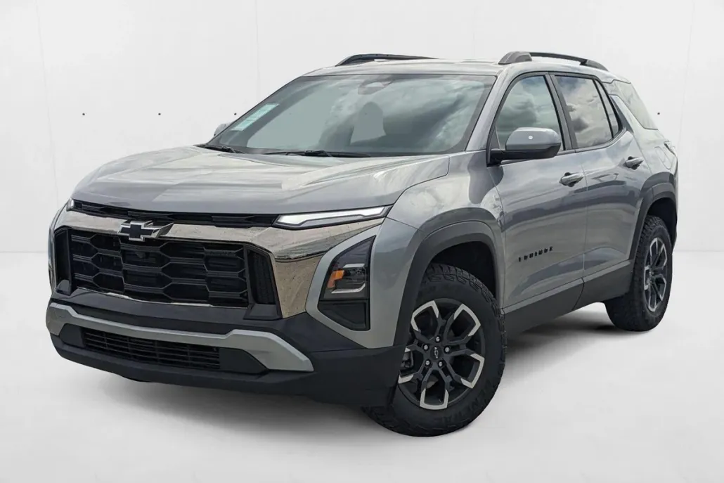 2026 Chevrolet Equinox ACTIV photo 1