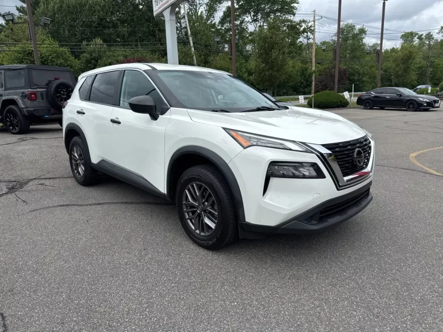 2021 Nissan Rogue S photo 1