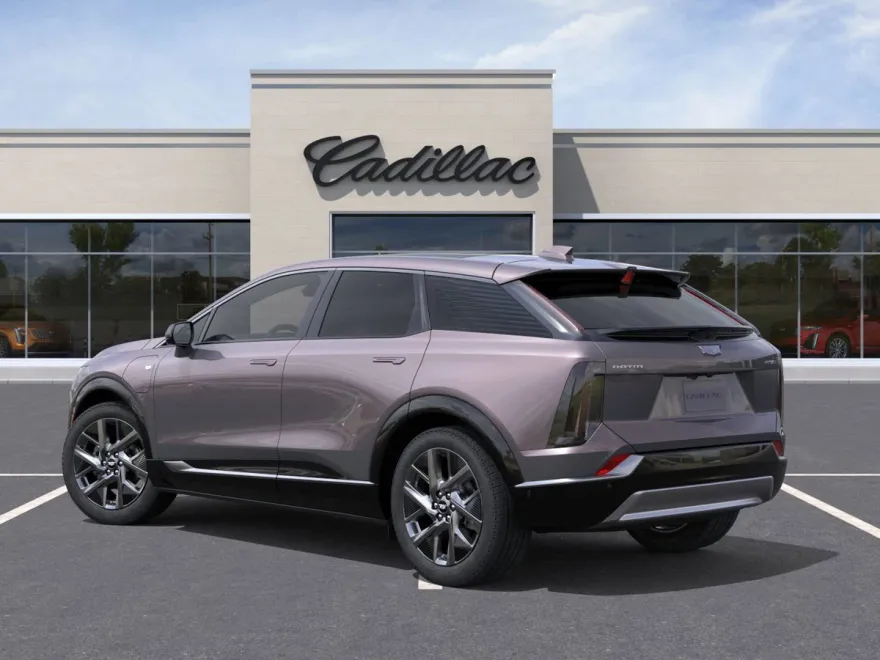 2025 Cadillac Optiq Luxury photo 1