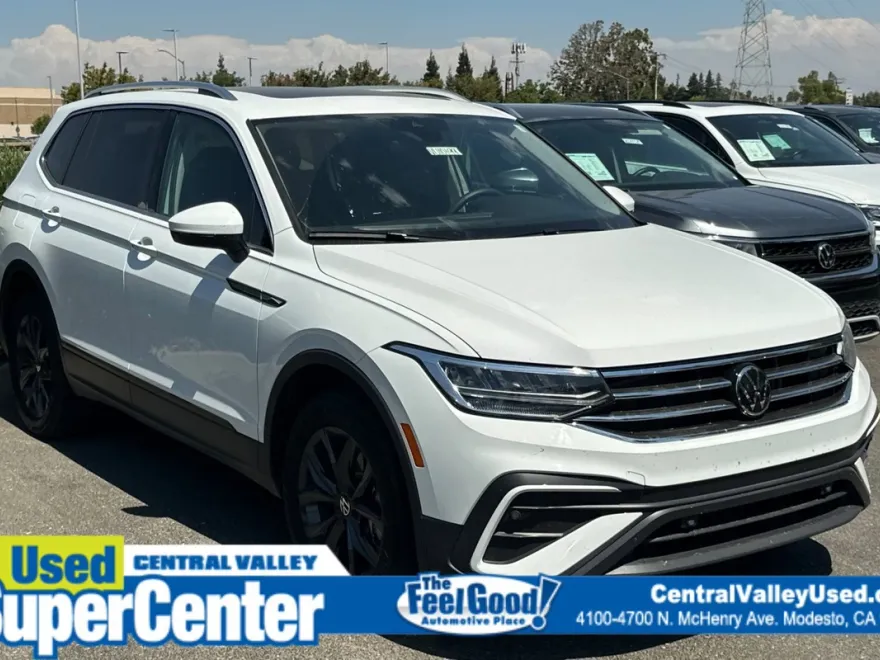 2024 Volkswagen Tiguan SE Wolfsburg Edition photo 1