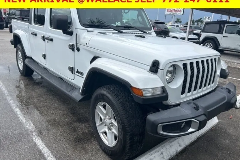 2022 Jeep Gladiator Sport photo 1