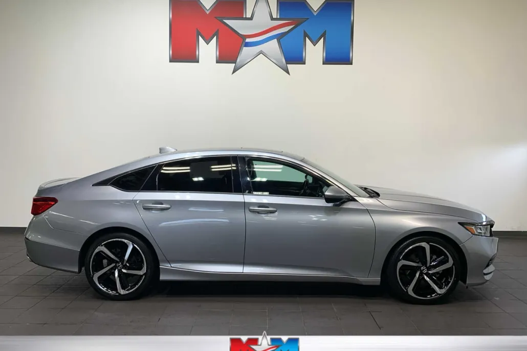 2020 Honda Accord Sport 2.0T photo 1