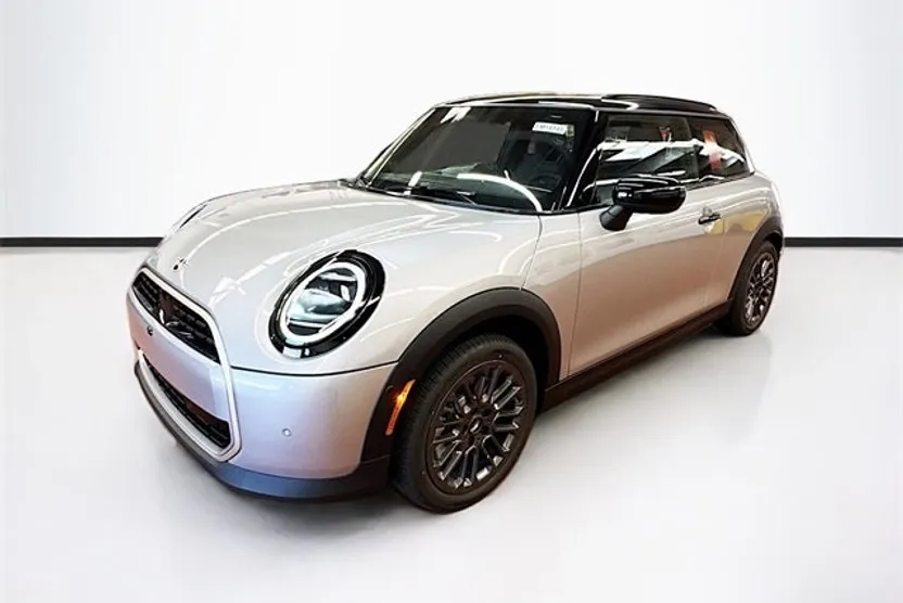 2026 Mini Cooper 2 Door Hardtop photo 1