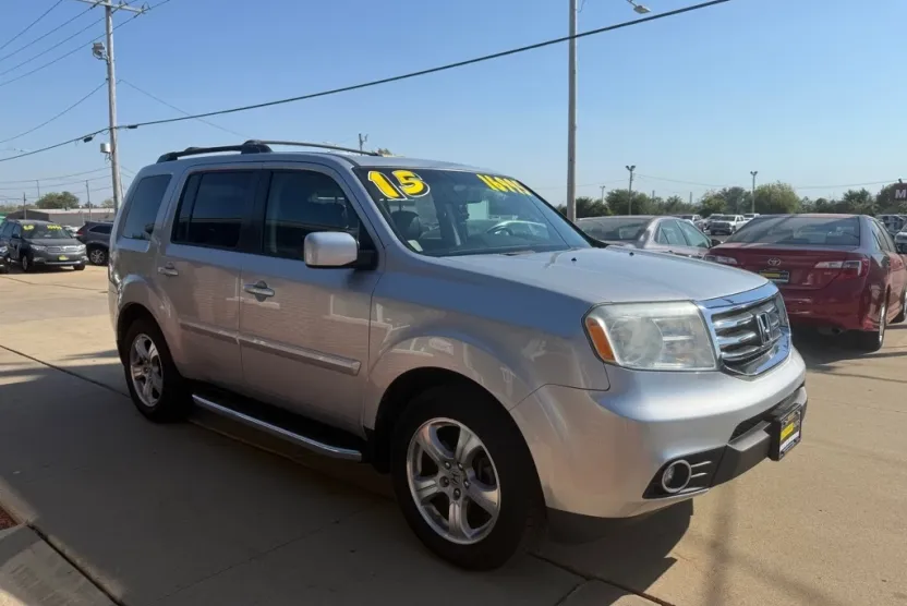 2015 Honda Pilot EX-L photo 1