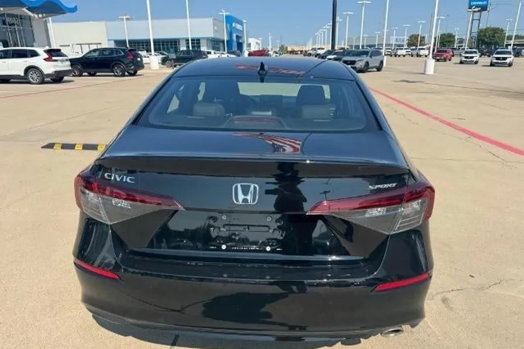 2025 Honda Civic Sport photo 1