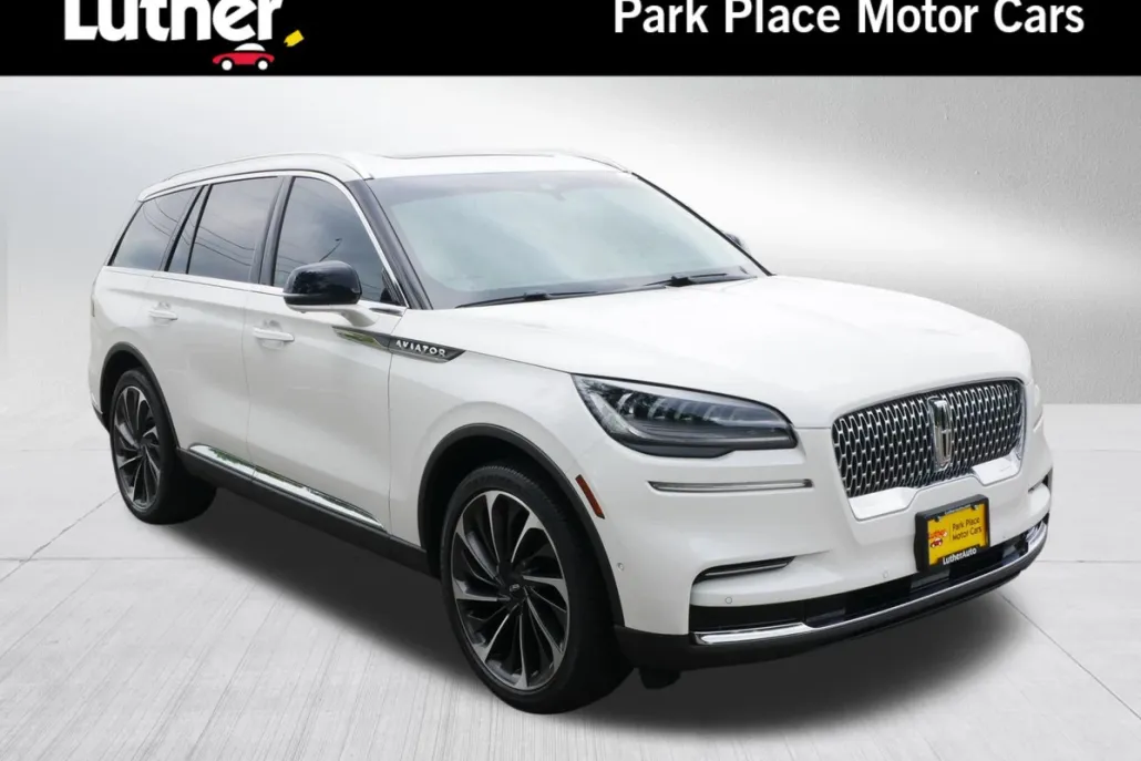 2022 Lincoln Aviator Reserve photo 1