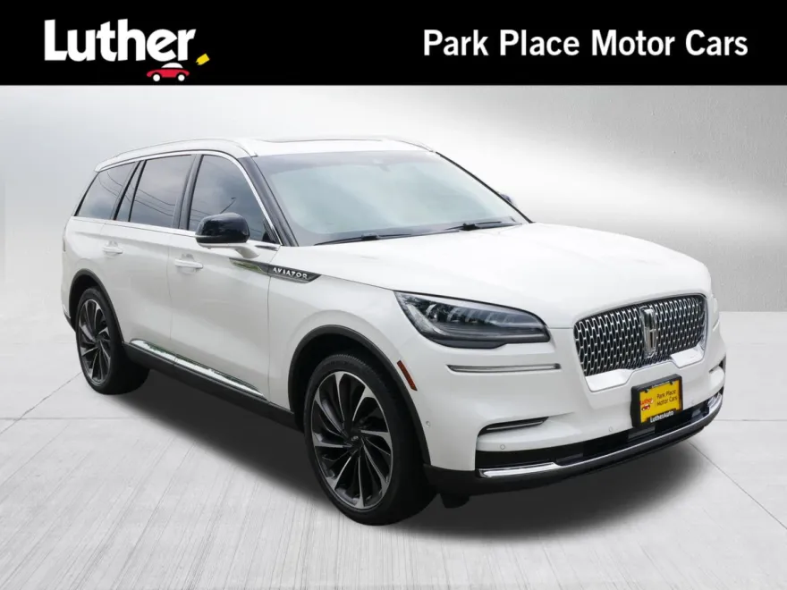 2022 Lincoln Aviator Reserve photo 1