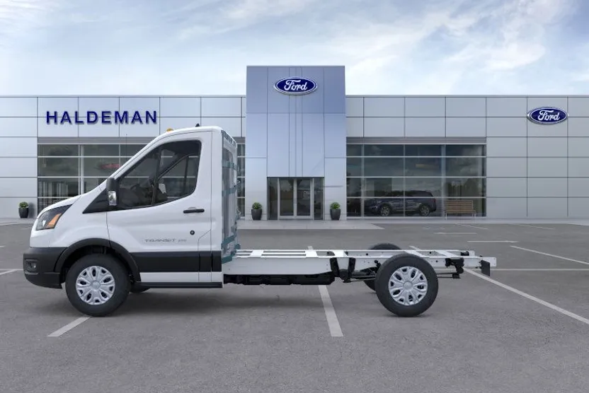 2025 Ford Transit photo 1