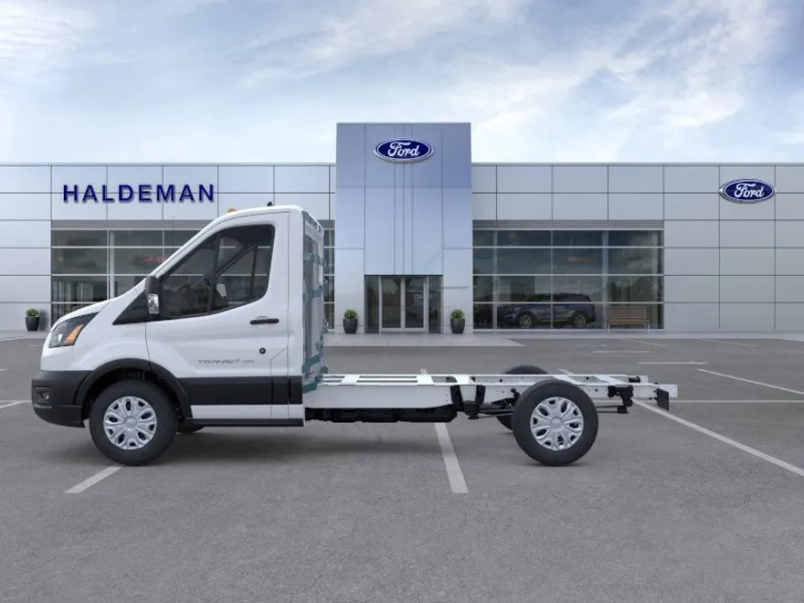 2025 Ford Transit photo 1